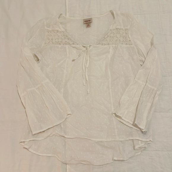 Mossimo white blouse - Picture 1 of 3